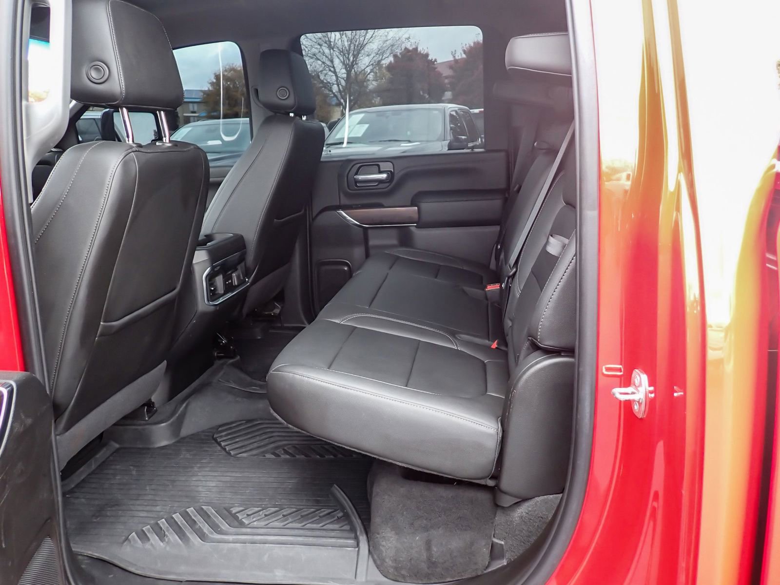 Used 2022 GMC Sierra 2500 SLT image 13
