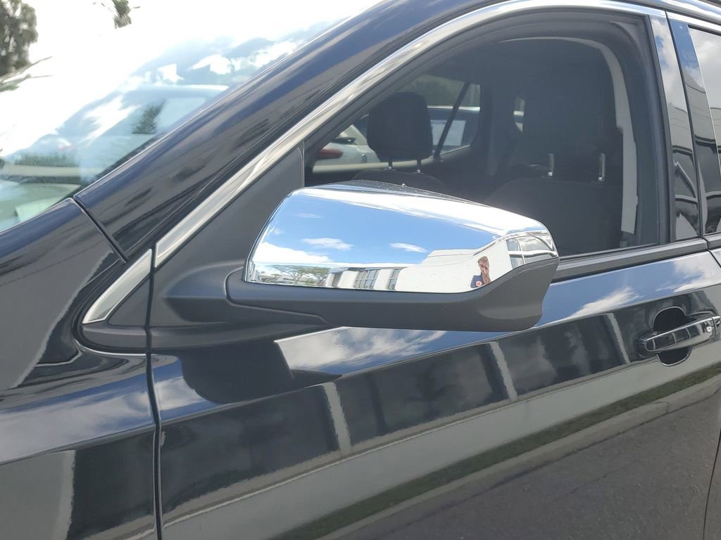 Used 2019 GMC Terrain SLE w/ Driver Convenience Package image 12