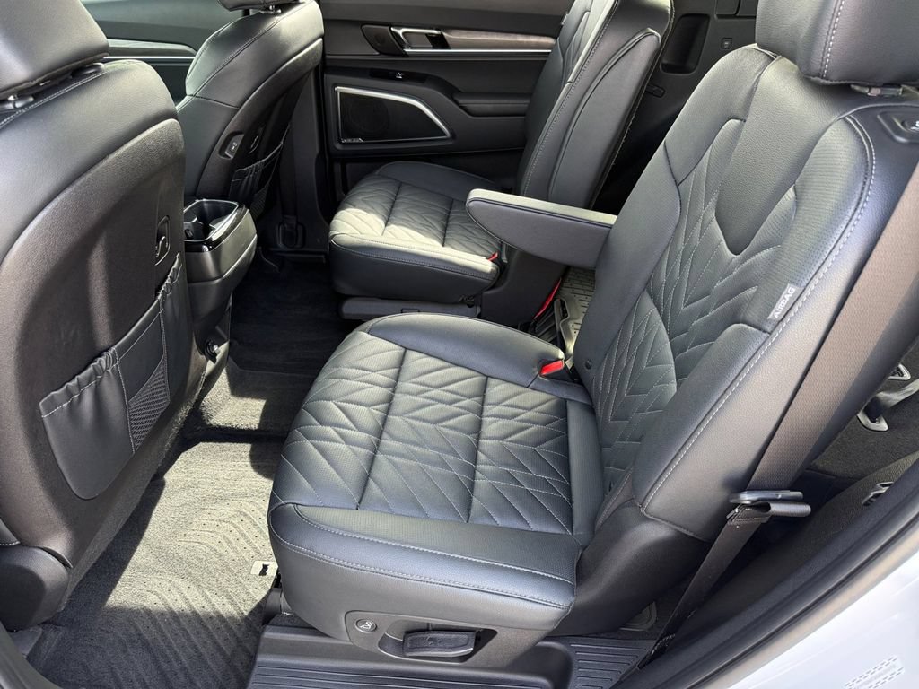 Used 2025 Kia Telluride SX X-Line AWD/4WD image 11
