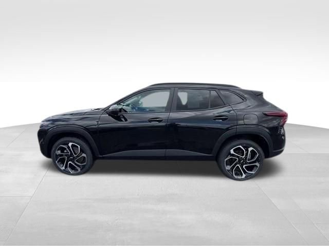 Certified 2024 Chevrolet Trax RS w/ Driver Confidence Package image 13