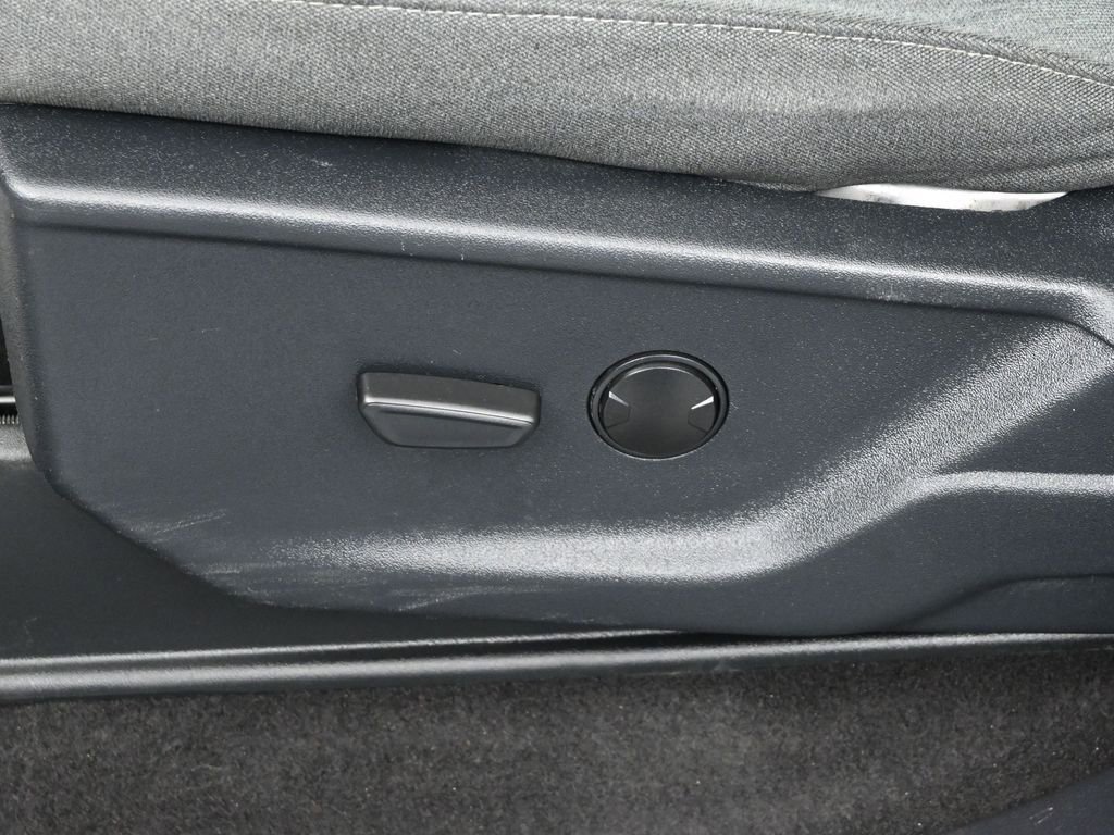 Certified 2025 Ford F150 XLT w/ Equipment Group 301A Standard image 11