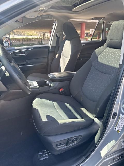 Certified 2025 Toyota RAV4 XLE w/ Convenience Package image 19