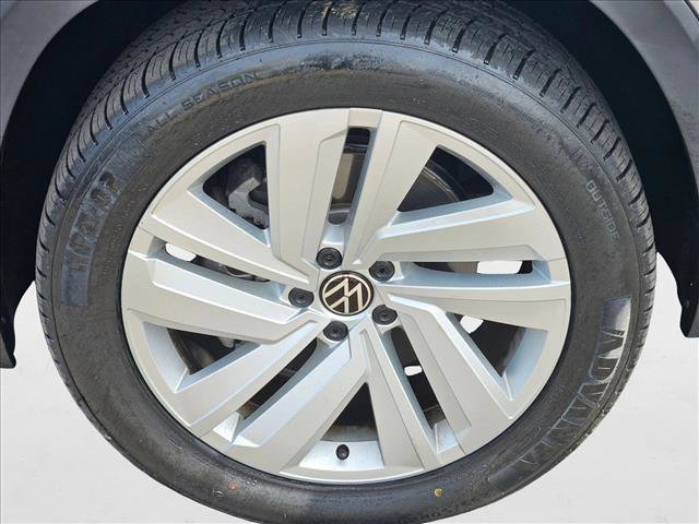 Used 2022 Volkswagen Atlas Cross Sport SE image 23