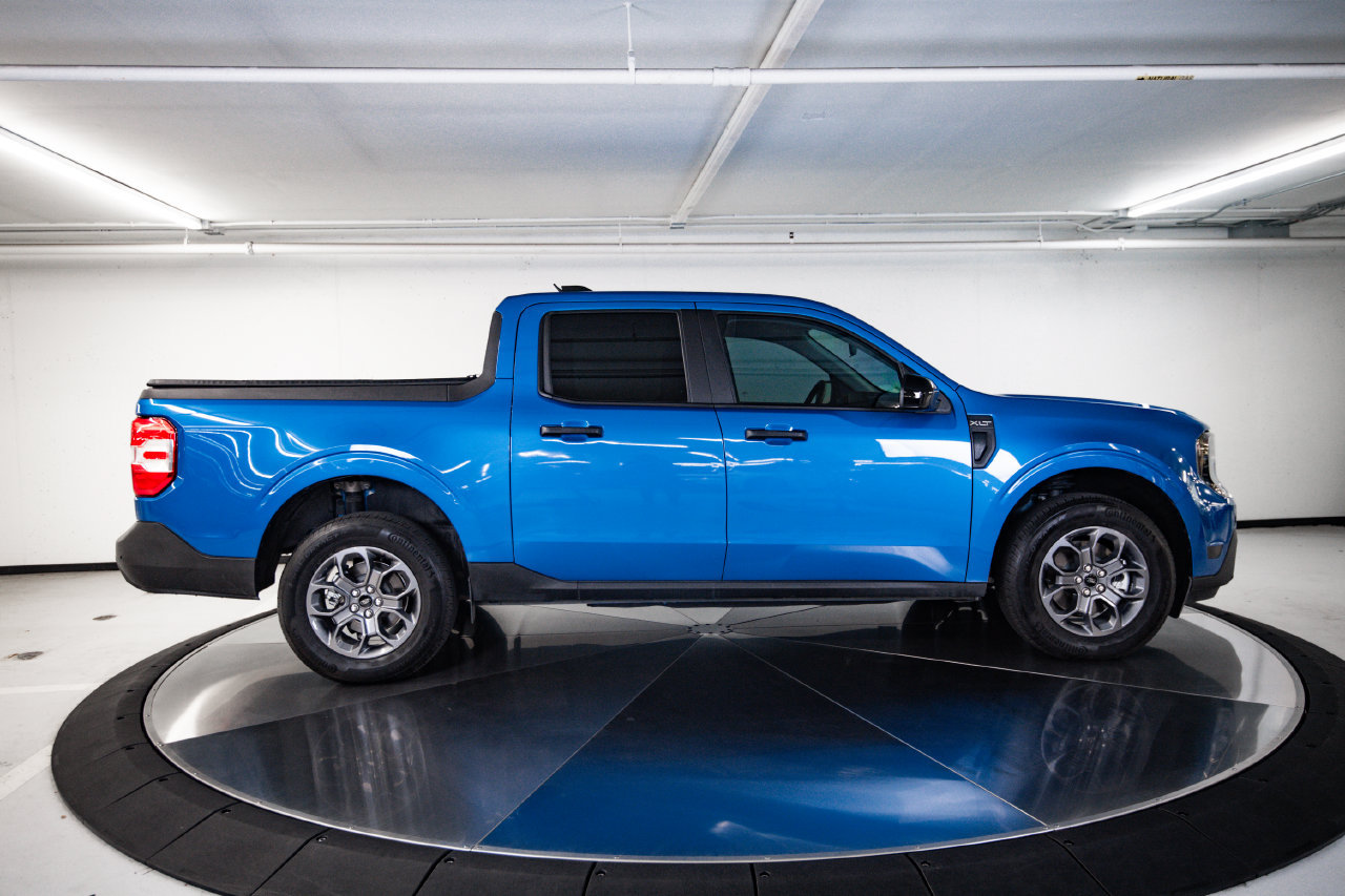 Used 2025 Ford Maverick XLT w/ XLT Luxury Package FWD image 8