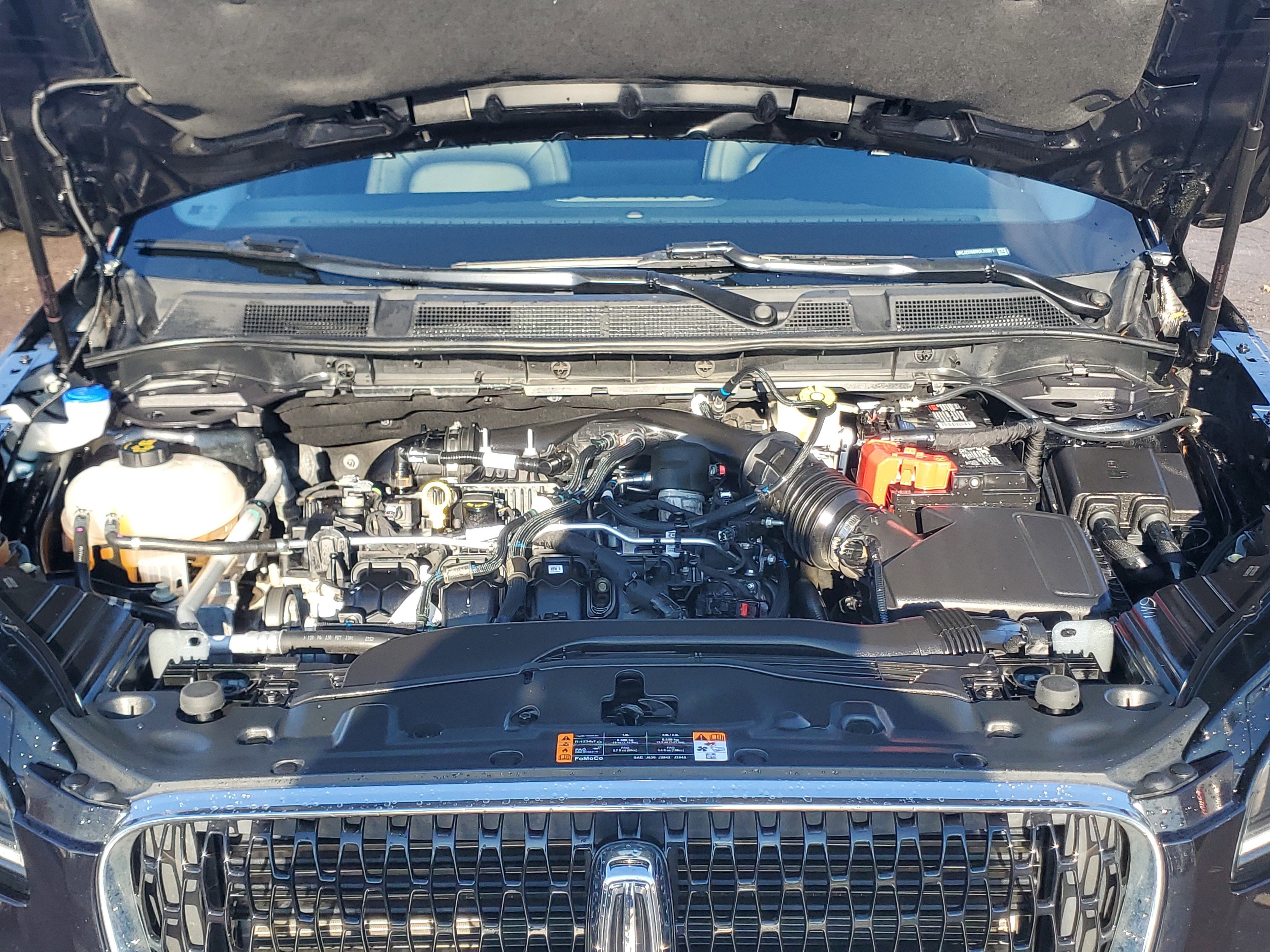 Certified 2022 Lincoln Corsair Reserve w/ Equipment Group 201A image 8