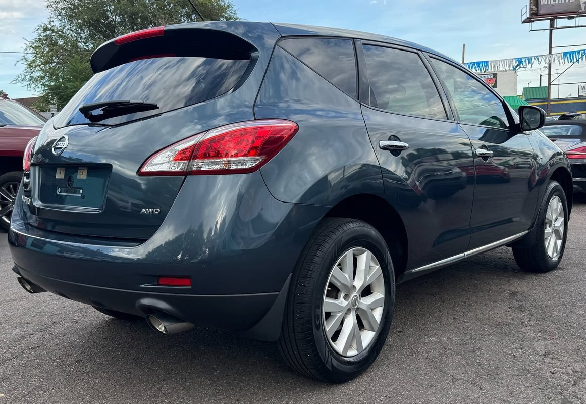 Used 2012 Nissan Murano S AWD/4WD image 2