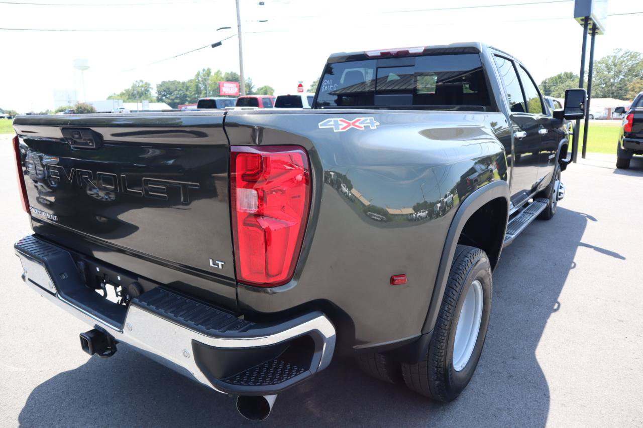 Used 2022 Chevrolet Silverado 3500 LTZ w/ LTZ Convenience Package AWD/4WD image 5