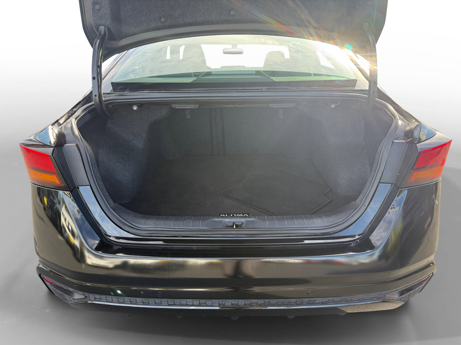 Used 2022 Nissan Altima 2.5 SV image 17