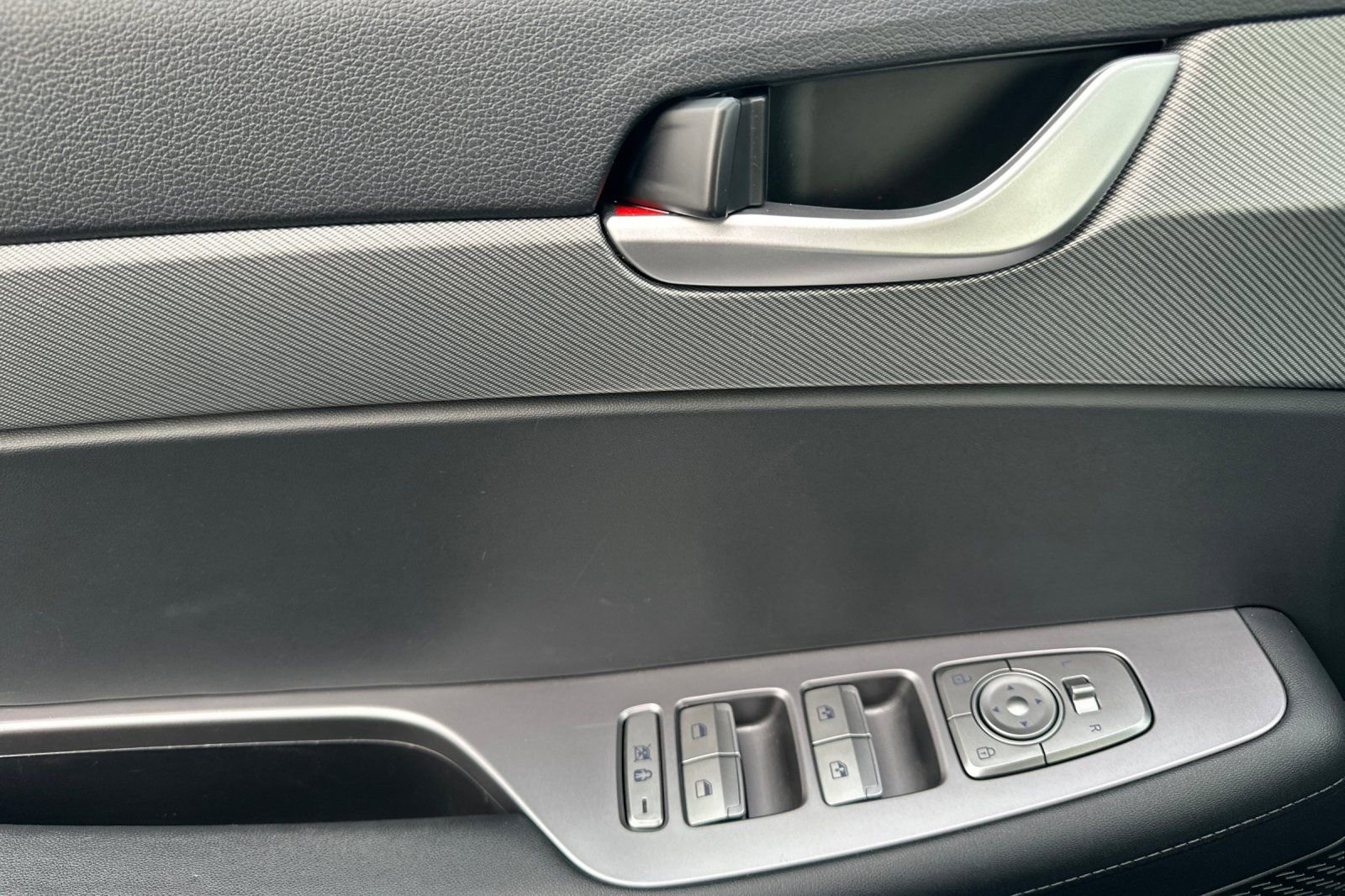 Used 2025 Hyundai Palisade SEL image 12