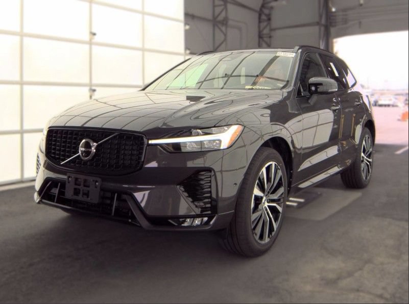 Used 2023 Volvo XC60 B5 Plus w/ Protection Package Premier