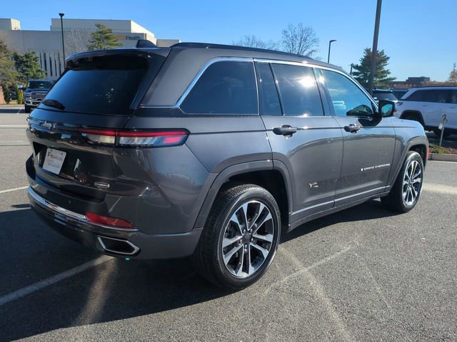 New 2025 Jeep Grand Cherokee Overland w/ Luxury Tech Group IV image 4