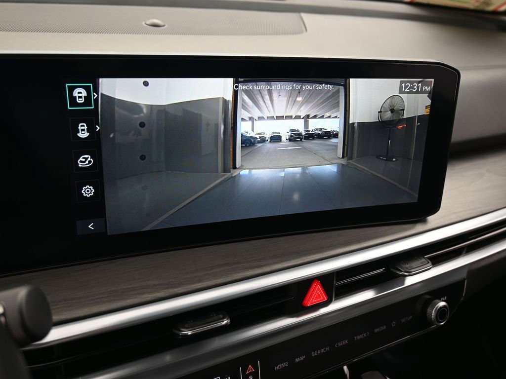 Used 2024 Kia Sorento SX Prestige w/ Sage Leather Package image 32