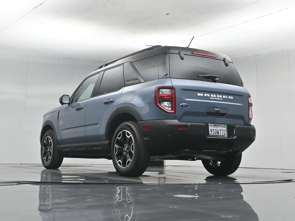Used 2025 Ford Bronco Sport Outer Banks w/ Outer Banks Tech Package+ AWD/4WD image 53