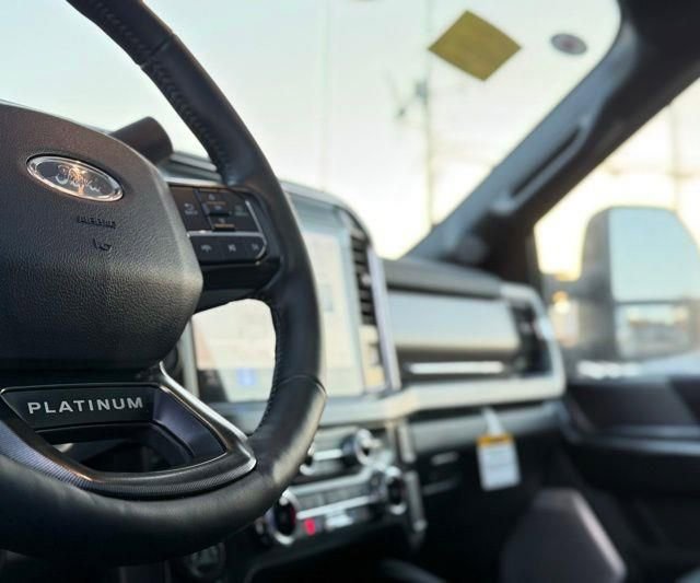 New 2026 Ford F250 Platinum w/ Tremor Off-Road Package image 15