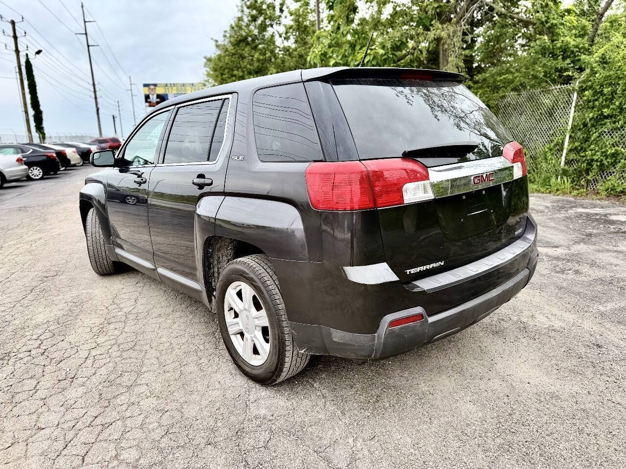 Used 2014 GMC Terrain SLE AWD/4WD image 3