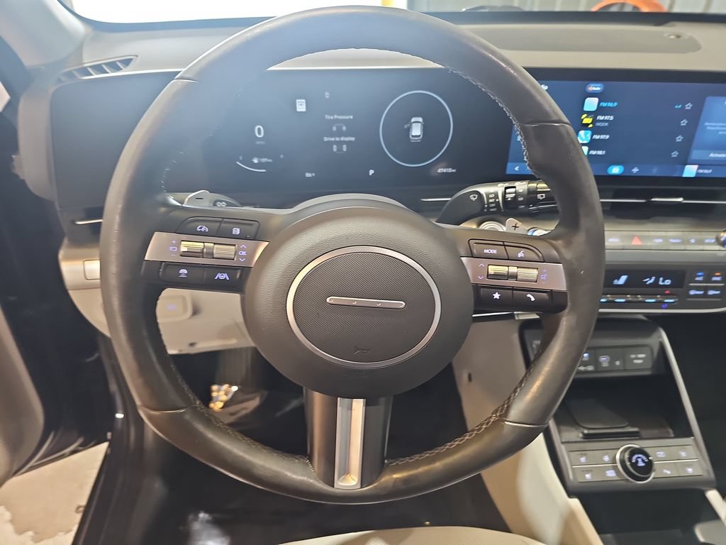 Certified 2024 Hyundai Kona Limited AWD/4WD image 17