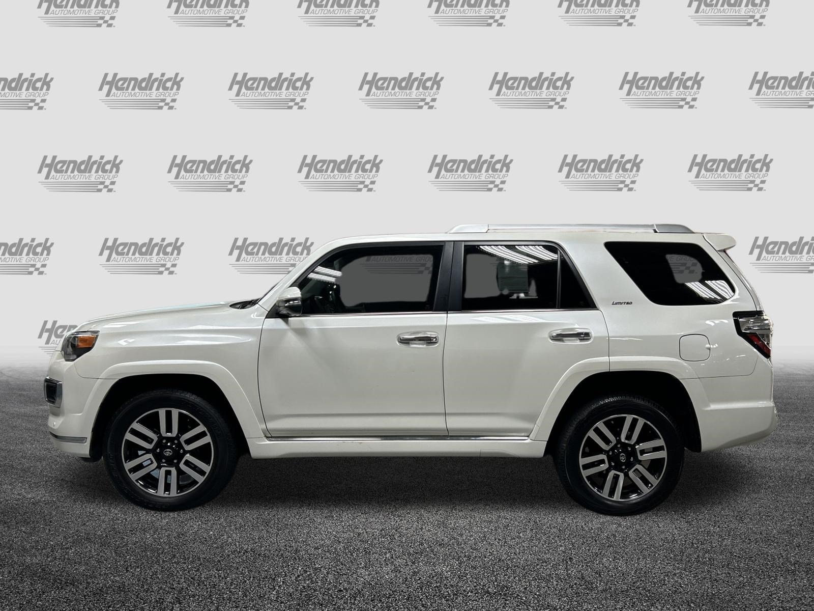 Used 2022 Toyota 4Runner Limited AWD/4WD image 7