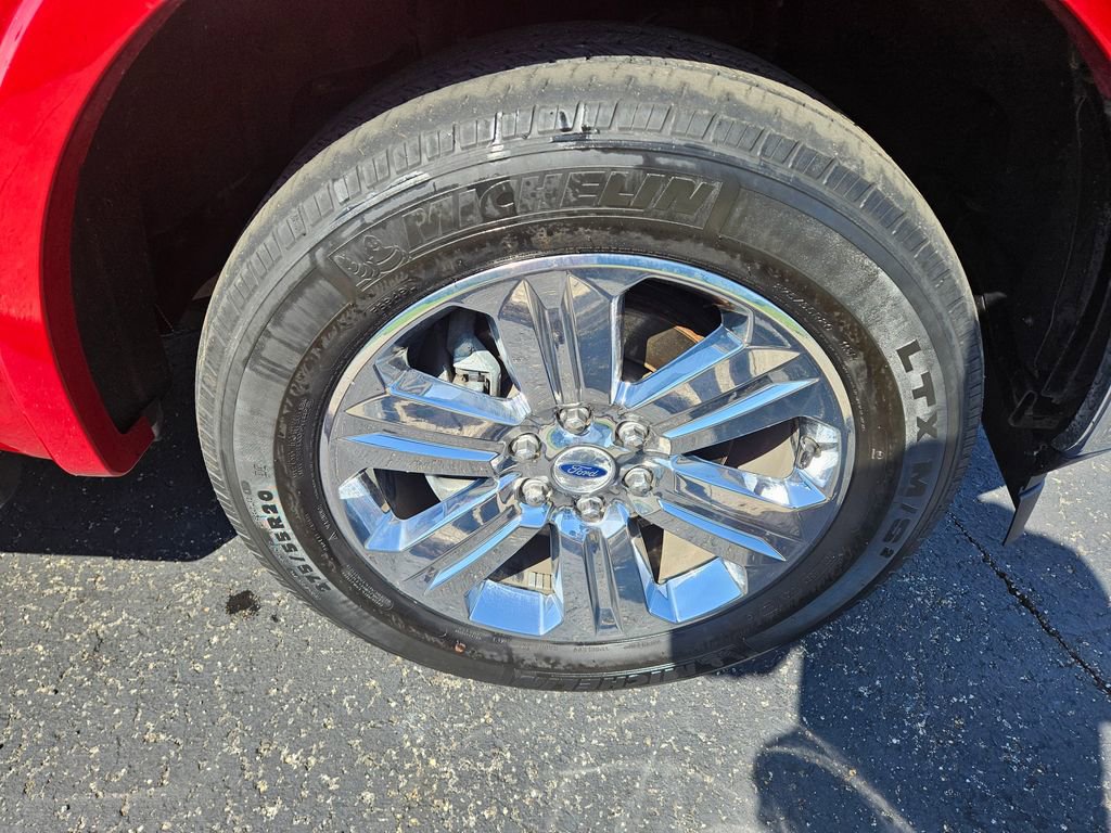 Used 2020 Ford F150 Lariat RWD image 13