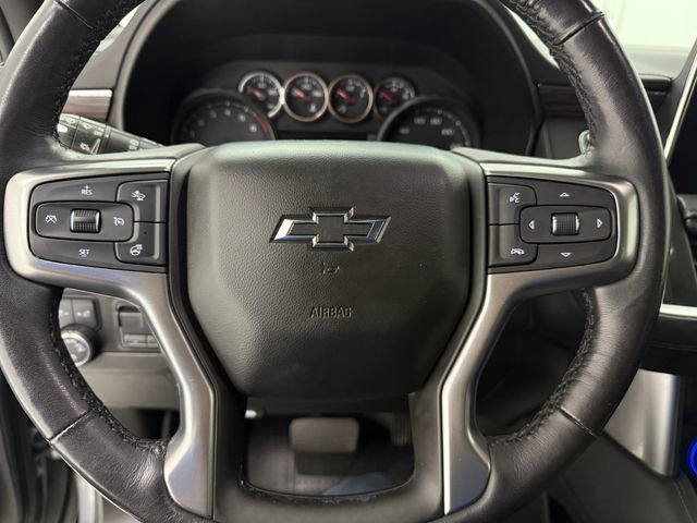 Used 2021 Chevrolet Suburban Z71 w/ Z71 Signature Package AWD/4WD image 9