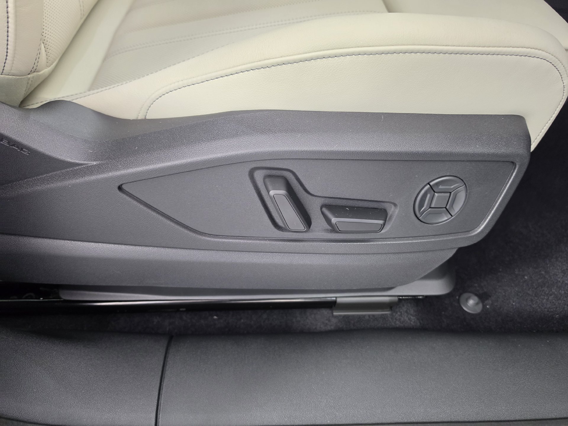 New 2026 Audi Q5 Premium Plus AWD/4WD image 42