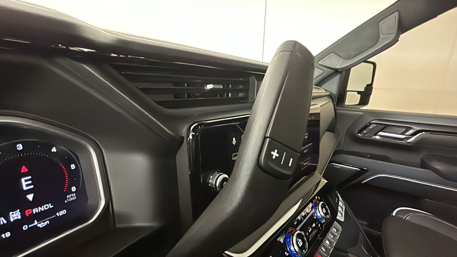 Used 2026 GMC Sierra 2500 AT4X AWD/4WD image 25