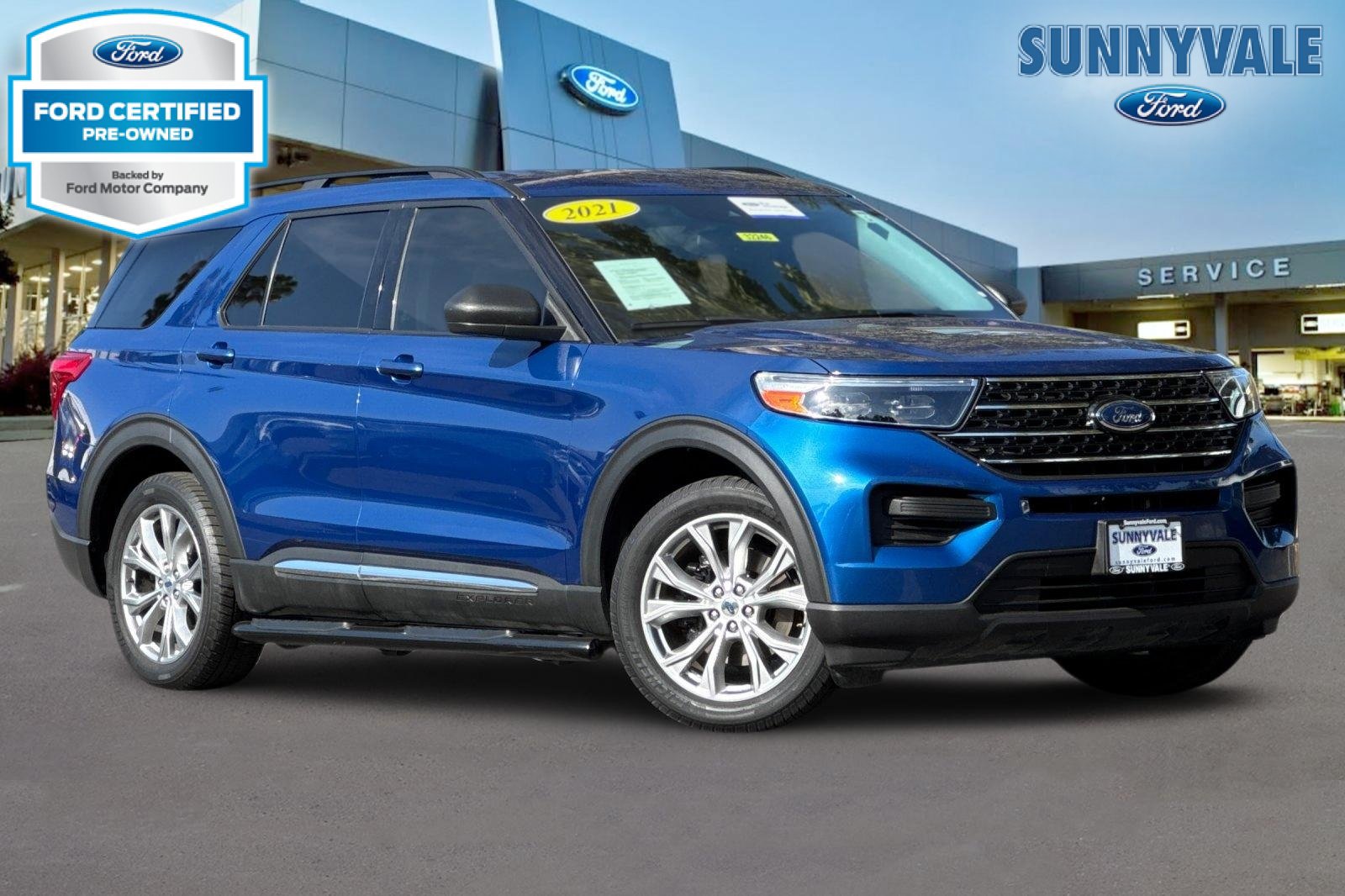 Certified 2021 Ford Explorer XLT RWD image 1