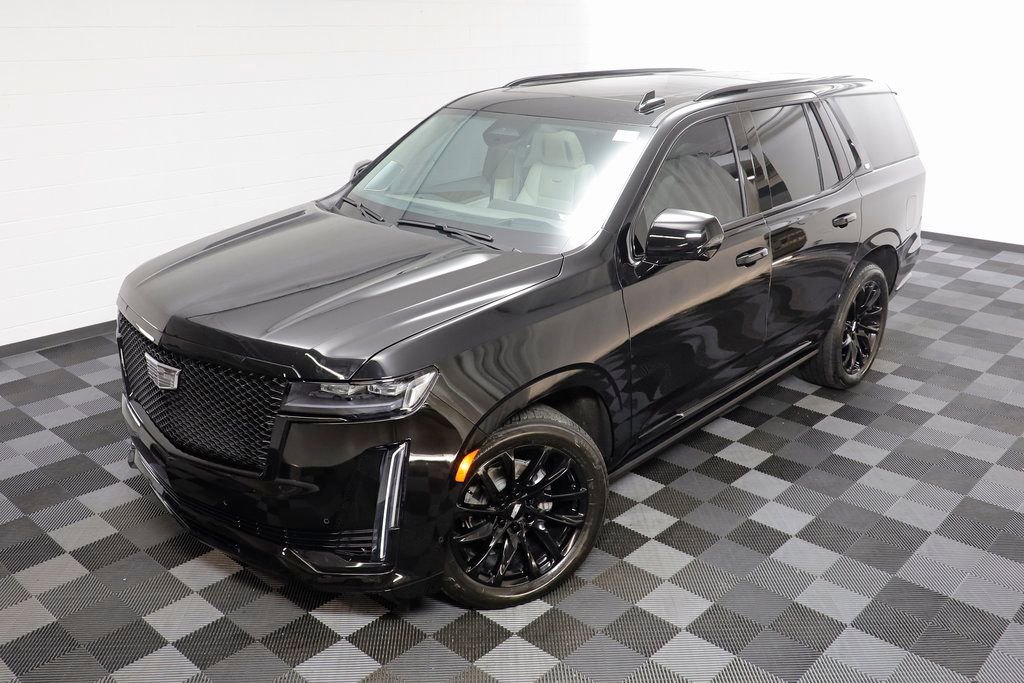 Used 2024 Cadillac Escalade Sport Platinum w/ LPO, ONYX Package image 2