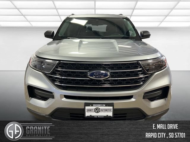 Used 2024 Ford Explorer XLT AWD/4WD image 8