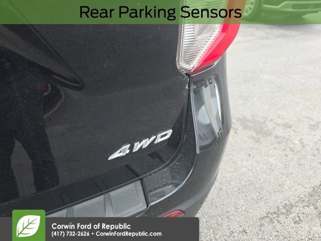 Used 2023 Ford Explorer XLT w/ Equipment Group 202A image 9