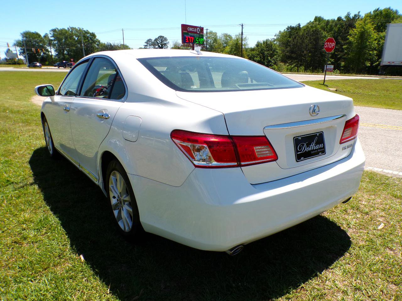 Used 2011 Lexus ES 350 FWD image 6