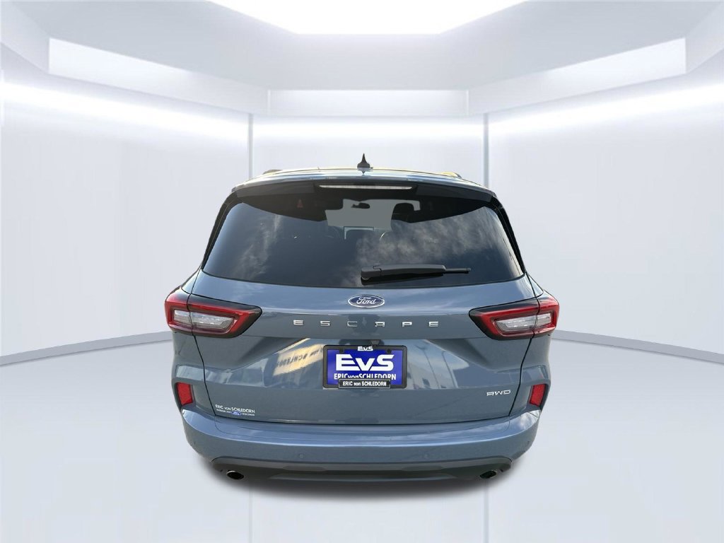 Used 2024 Ford Escape ST-Line w/ Tech Pack #1 AWD/4WD image 4