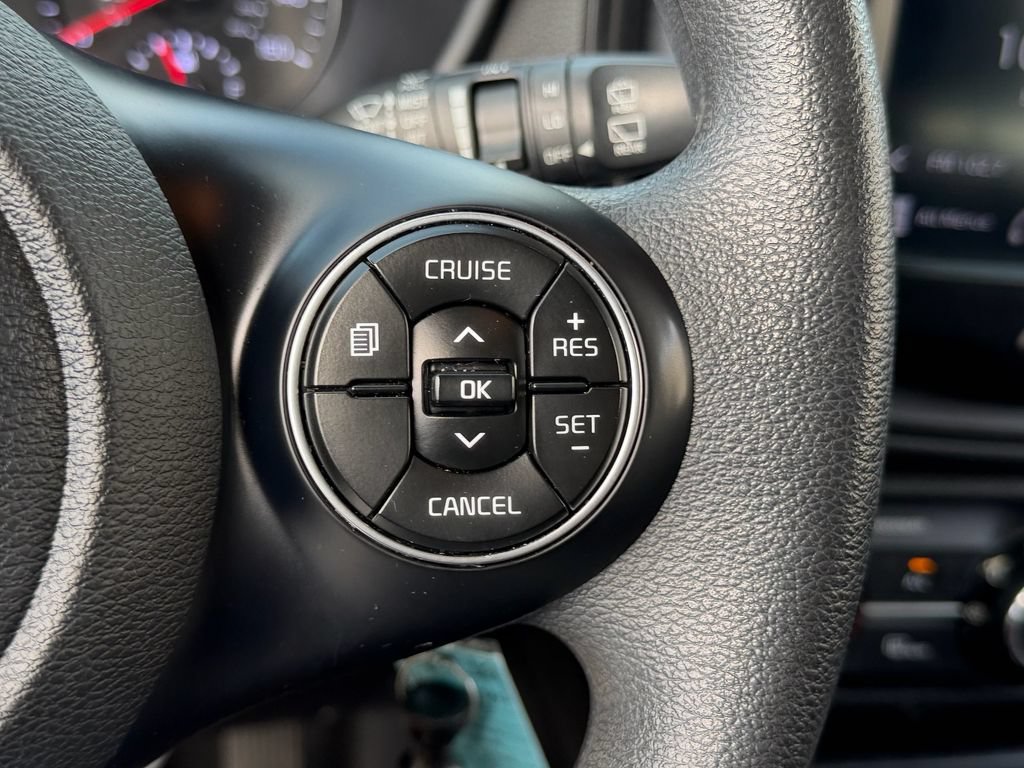 Used 2022 Kia Soul LX w/ Technology Package FWD image 24