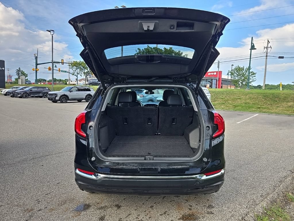 Used 2022 GMC Terrain SLT AWD/4WD image 24