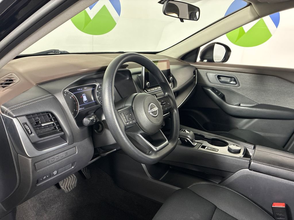 Used 2023 Nissan Rogue S AWD/4WD image 24