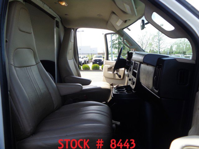 Used 2016 Chevrolet Express 3500 image 19