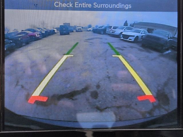 Used 2017 Chrysler Pacifica Touring-L w/ Tire & Wheel Group image 24