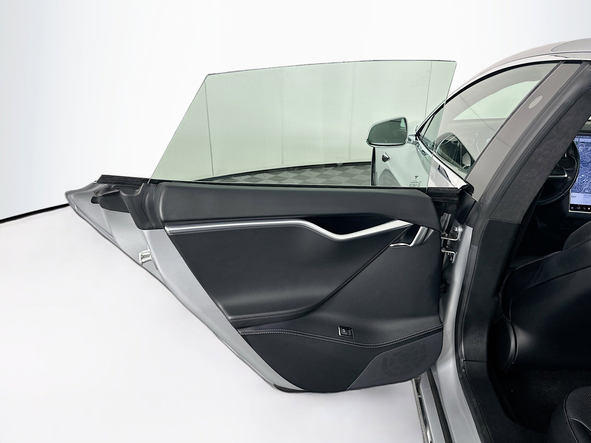 Used 2017 Tesla Model S 75 image 25