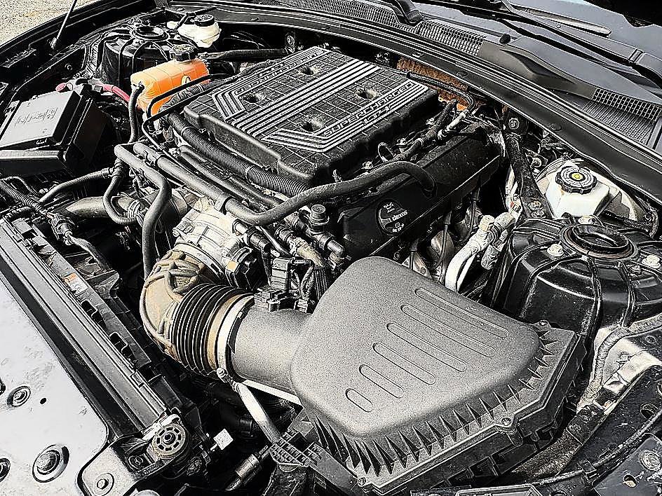 Used 2018 Chevrolet Camaro ZL1 RWD image 24