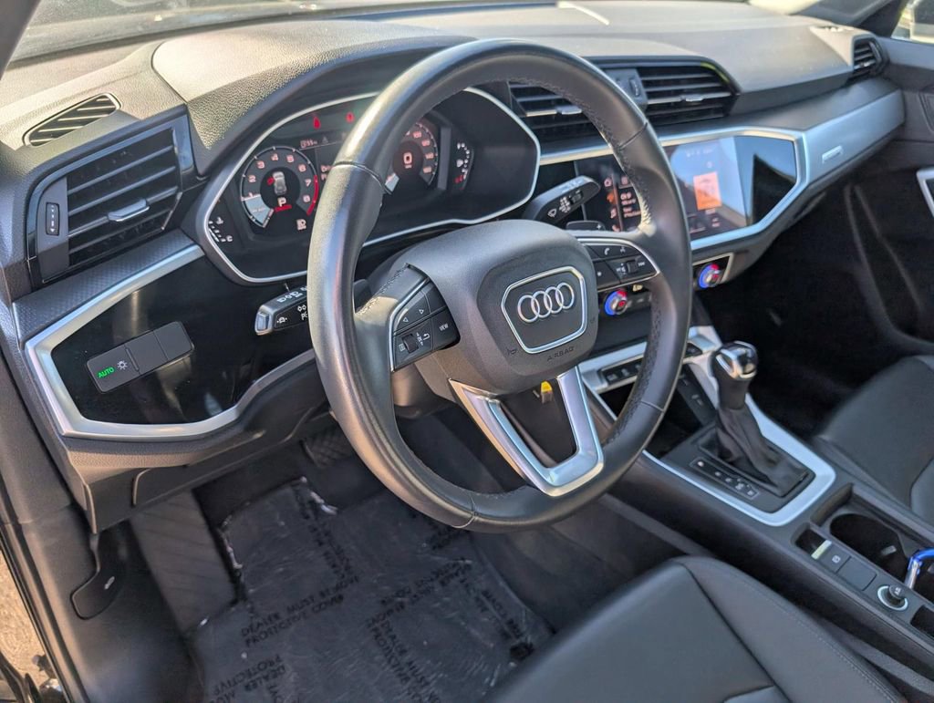 Used 2022 Audi Q3 2.0T Premium image 26