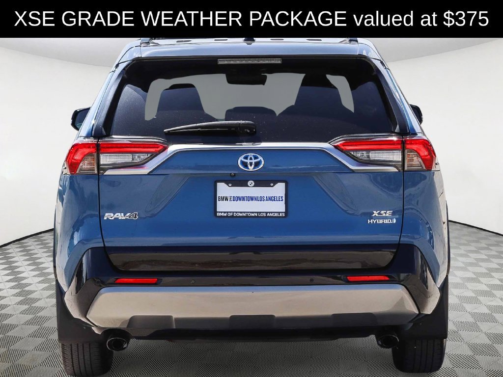 Used 2023 Toyota RAV4 XSE AWD/4WD image 5