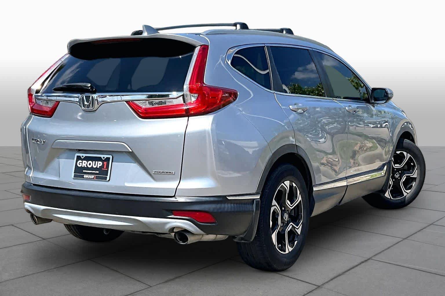 Used 2017 Honda CR-V Touring image 12