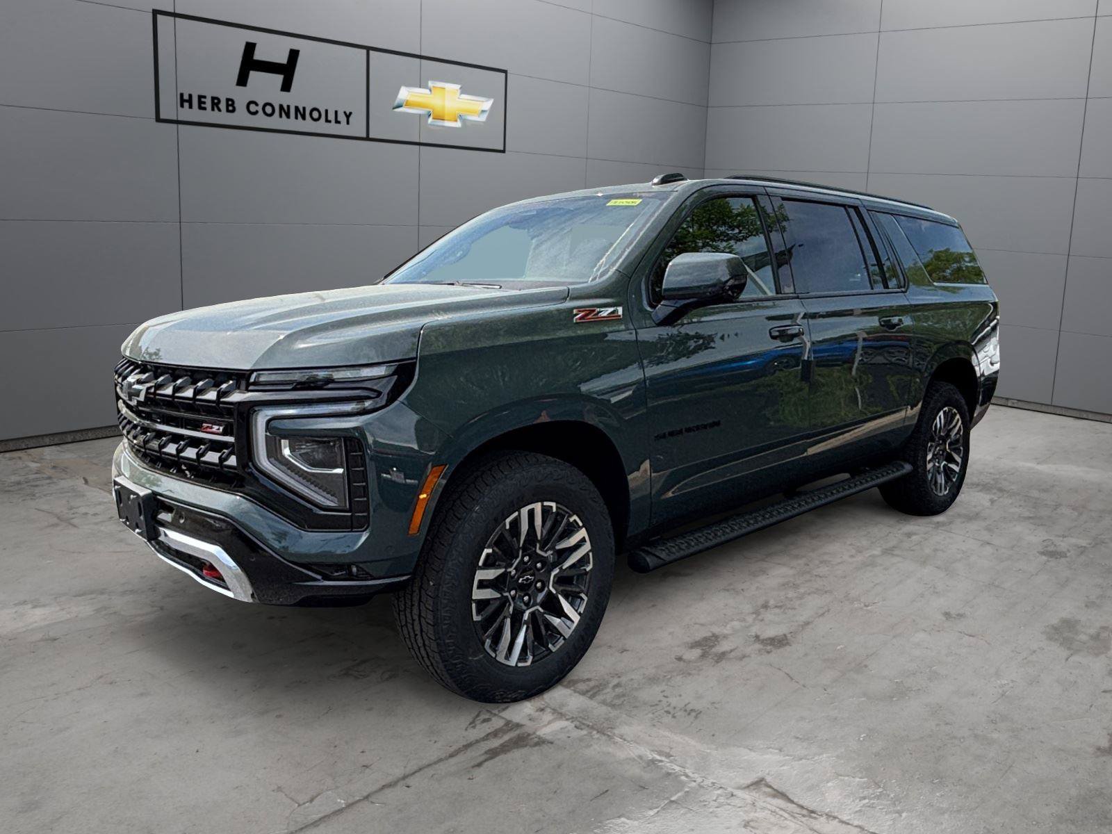 New 2026 Chevrolet Suburban Z71 w/ Comfort Package AWD/4WD image 1