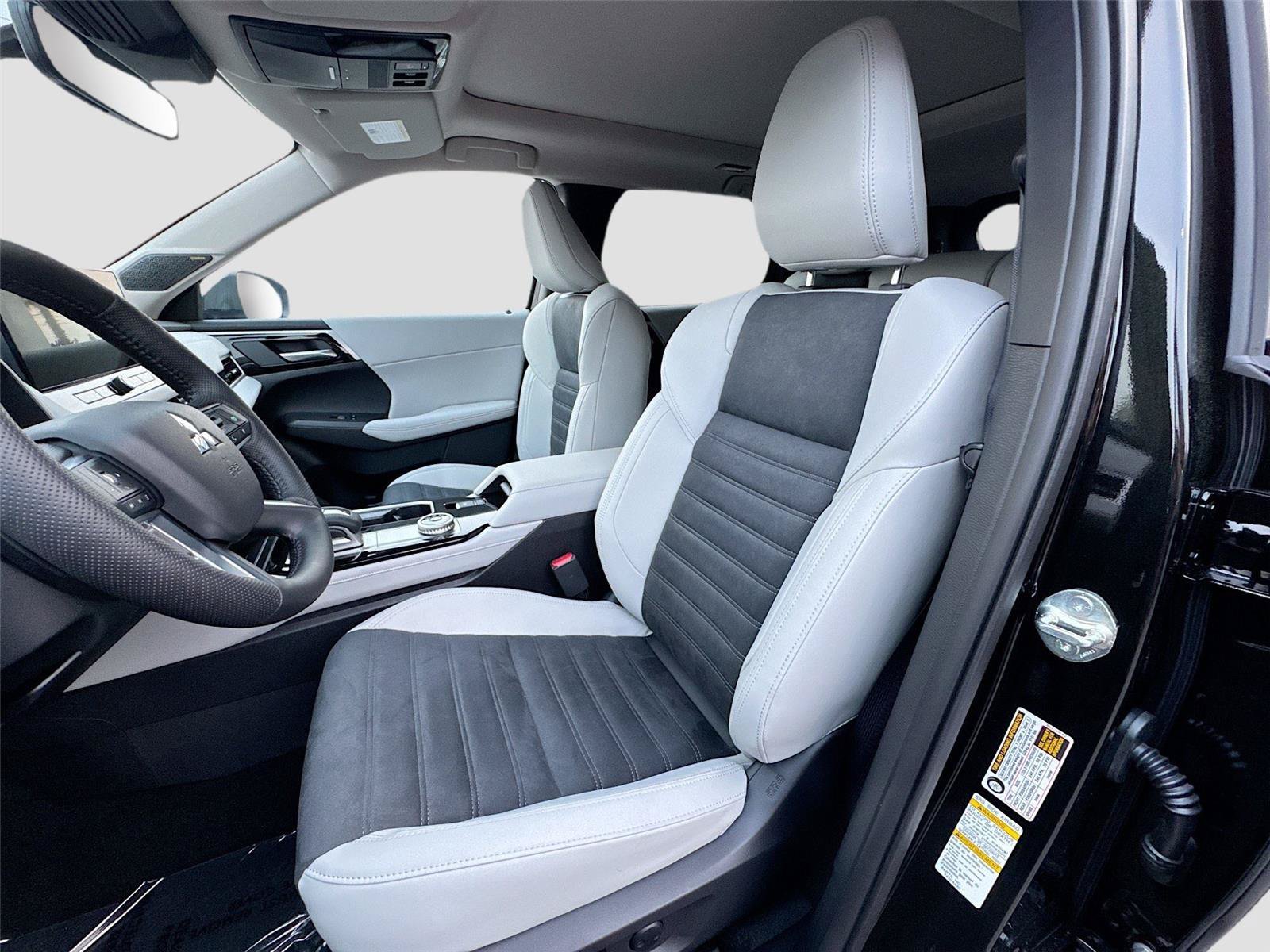 New 2026 Mitsubishi Outlander SE AWD/4WD image 7