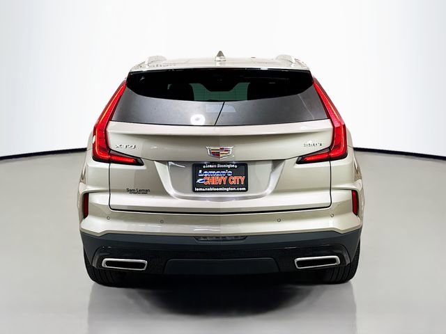 Used 2024 Cadillac XT4 Premium Luxury w/ Technology Package image 7