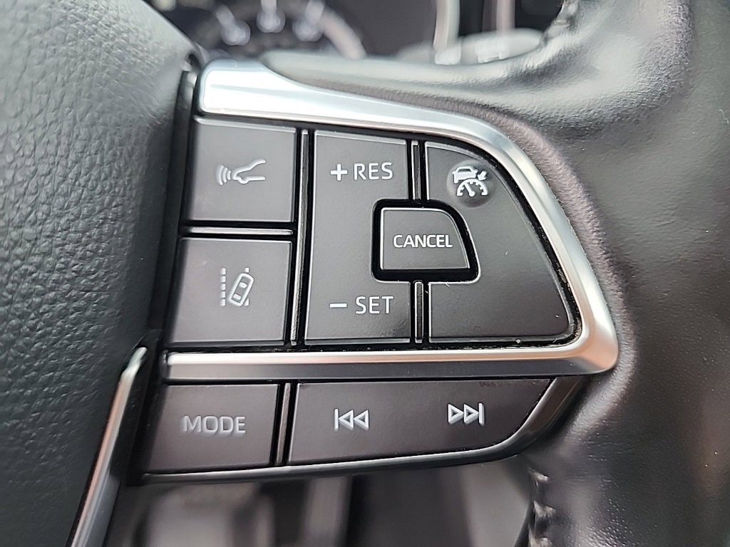 Used 2021 Toyota Highlander Platinum image 42