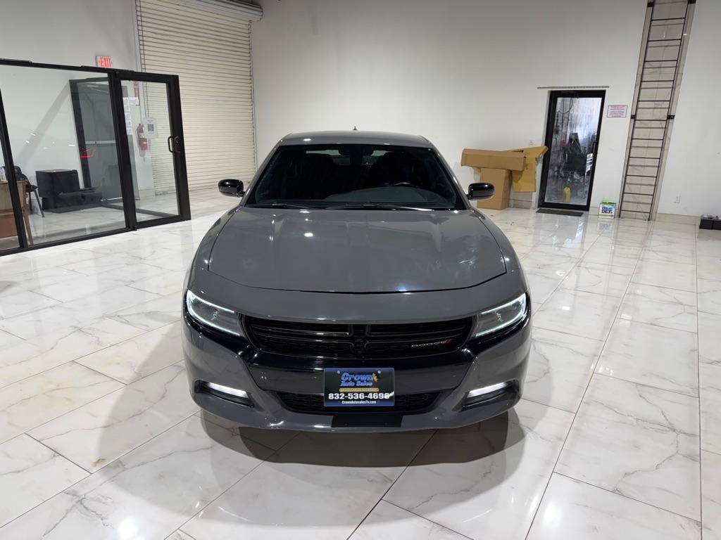 Used 2023 Dodge Charger SXT w/ Blacktop Package AWD/4WD image 2
