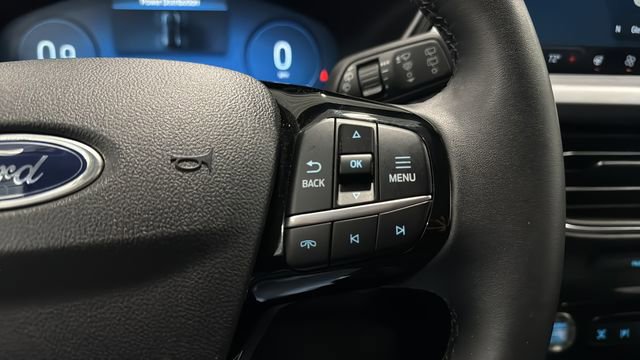 Used 2024 Ford Escape Platinum image 18