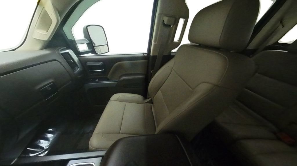 Used 2015 Chevrolet Silverado 2500 LTZ w/ Duramax Plus Package AWD/4WD image 21