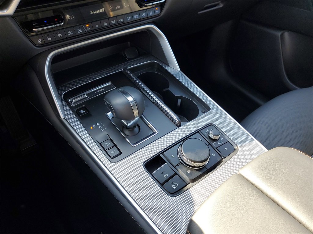 Used 2025 MAZDA CX-70 Plug-In Hybrid w/ Premium Plus image 32