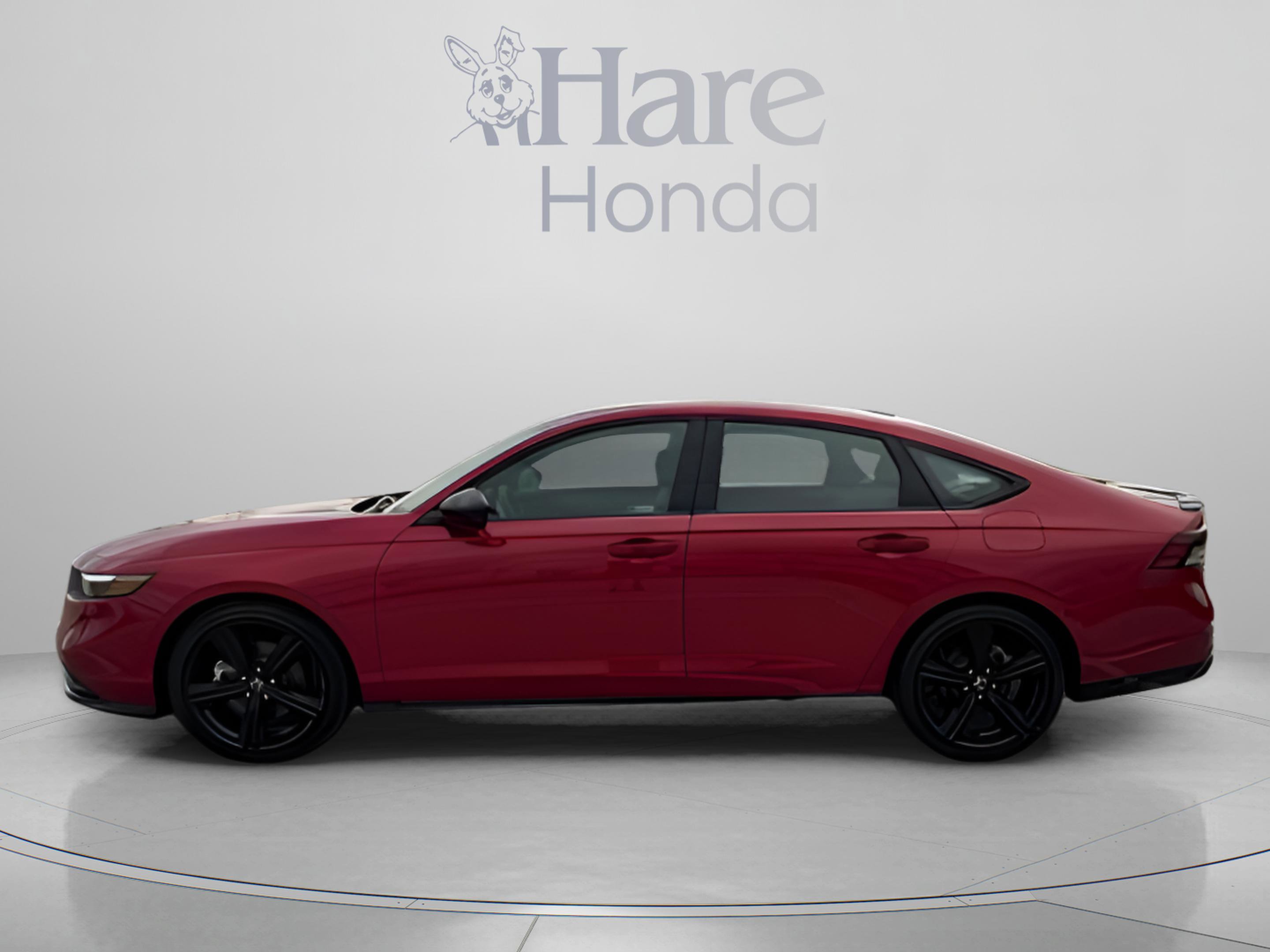 Used 2025 Honda Accord Sport image 2